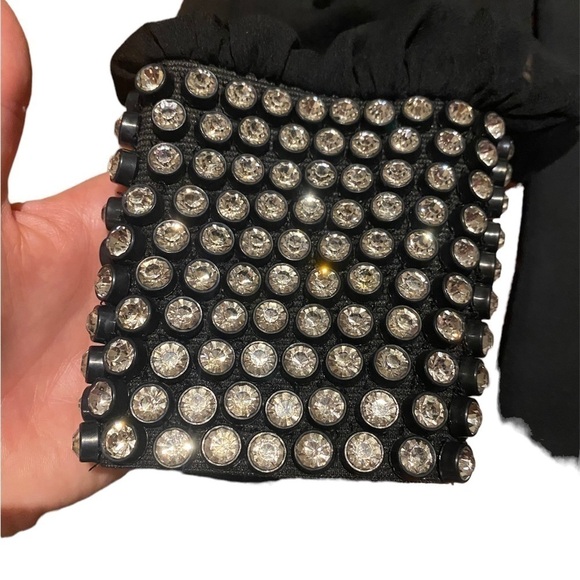 ALICE & Olivia studded cuff blouse. - Picture 6 of 11